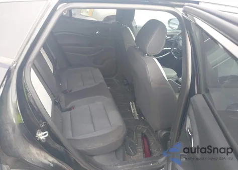 2024 Chevrolet Trax Fwd 1Rs z USA, uszkodzony, nr VIN KL77LGE21RC032862